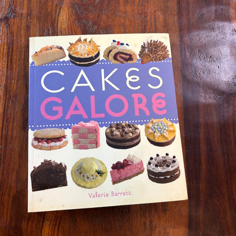 Cakes Galore Valerie Barrett Cookbook 120 Recipes 2006 Softcover 9781846011221